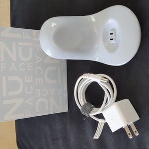 NuFace Trinity Charging Cradlle and external power adapter.